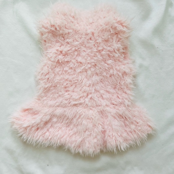 Little Lass Pink Fluffy vest 4T - Picture 2 of 4